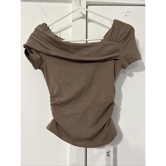 Darong Women's  Casual Short Sleeve Boat Neck Off Shoulder Fit Crop Top Rouched - Picture 1 of 8